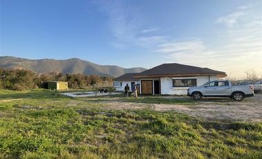 Casa en Venta en El Roto Chileno