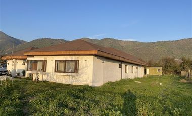Casa en Venta en El Roto Chileno