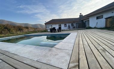 Casa en Venta en El Roto Chileno