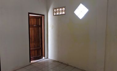 Rumah Bagus Siap Huni Lokasi Strategis Dekat Pusat Kota