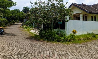 Rumah Bagus Siap Huni Lokasi Strategis Dekat Pusat Kota