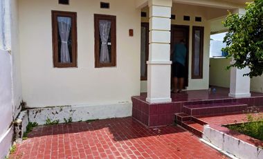 Rumah Bagus Siap Huni Lokasi Strategis Dekat Pusat Kota