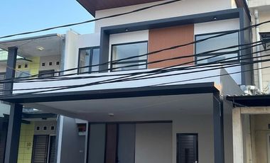 Disewakan Rumah Cluster Taman Dago Lippo Cikarang