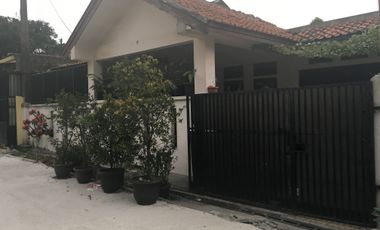 JUAL CEPAT – RUMAH PHARMINDO – LOKASI STRATEGIS UNTUK USAHA