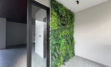 Rumah baru Alam Sutera 3 Lantai depan taman Bisa KPR