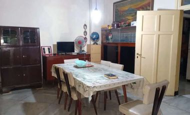 Dijual bangunan peninggalan Belanda lokasi strategis di Dago