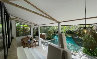 6 Bedroom Villa for sale in Mengwi, Bali