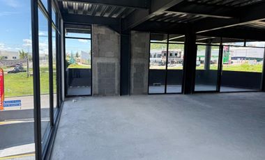 Local comercial en Renta a estrenar