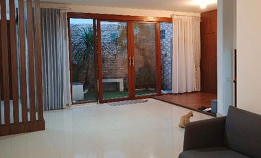 DJUAL / DI SEWAKAN RUMAH KEBAGUSAN LENTENG