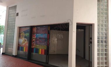 Local AZA5 en renta, Roof Garden del Centro Comercial Interlomas