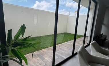 CASA EN VENTA ZONA COUNTRY VILLAHERMOSA