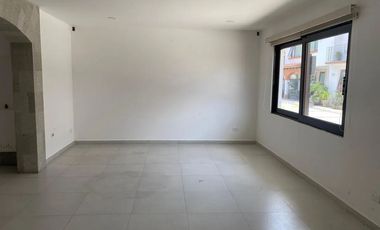 Venta/ Renta Casa en Calacoaya