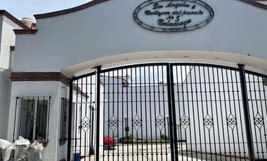 Venta/ Renta Casa en Calacoaya