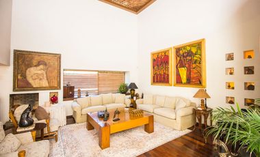 Casa en Venta en Colinas de San Javier de 636m2
