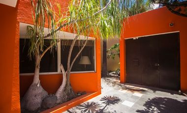 Casa en Venta en Colinas de San Javier de 636m2
