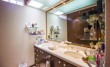 Casa en Venta en Colinas de San Javier de 636m2