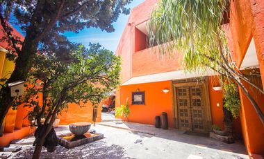 Casa en Venta en Colinas de San Javier de 636m2