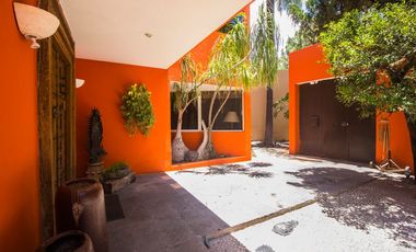 Casa en Venta en Colinas de San Javier de 636m2