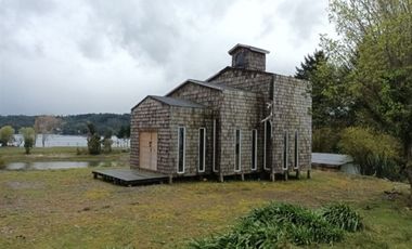 Casa en Venta en Puerto Montt, Isla Huelmo