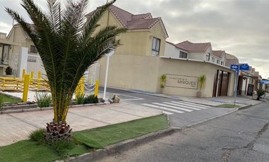 Casa en Venta en Costa Laguna