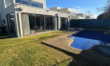 Casa en Venta en Alto Rucahue