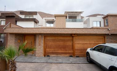 VENTA HERMOSA CASA EN SECTOR RESIDENCIAL