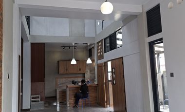 DIJUAL RUMAH BARU 2 LANTAI