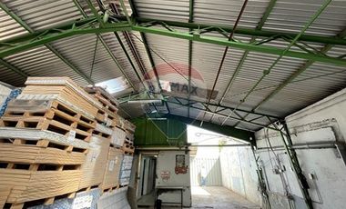 Galpón, Bodega y Oficinas en Sector privilegiado!