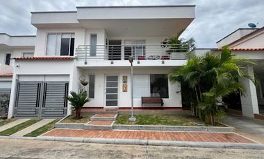 VENTA de CASA RESIDENCIAL en NEIVA