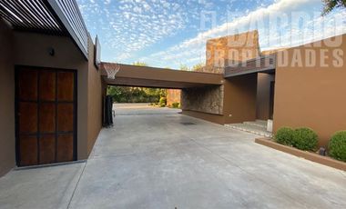 Casa en Arriendo en Chicureo / Piedra Roja