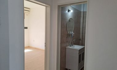 VENTA CASA DE 3 AMBIENTES RECICLADA EN SAN JUSTO
