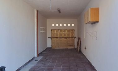VENTA CASA DE 3 AMBIENTES RECICLADA EN SAN JUSTO
