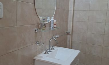 VENTA CASA DE 3 AMBIENTES RECICLADA EN SAN JUSTO