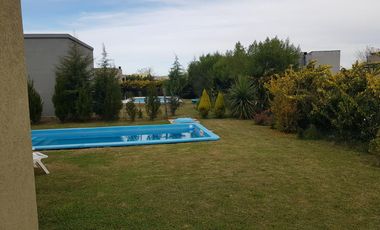 Casa en Pilar del Este