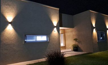 Casa en Pilar del Este