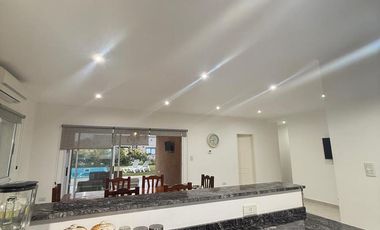 Casa en Pilar del Este