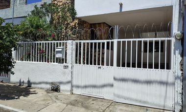 Casa Grande cerca del estadio Jalisco