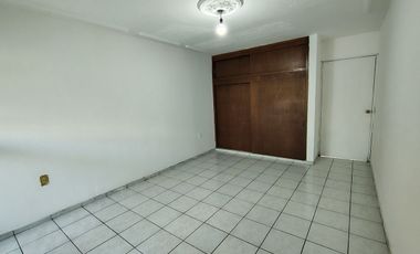 Casa Grande cerca del estadio Jalisco