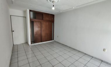 Casa Grande cerca del estadio Jalisco