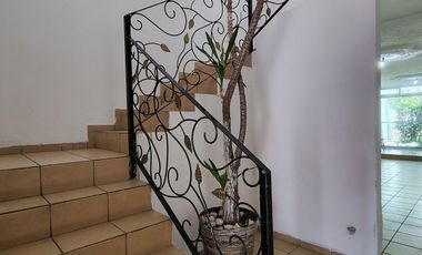 Casa Grande cerca del estadio Jalisco