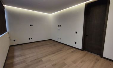 RESIDENCIA EN LOS OLIVOS
