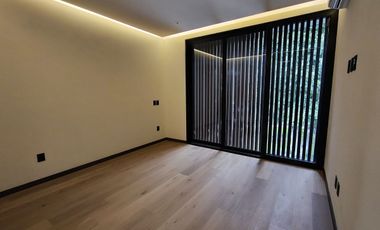 RESIDENCIA EN LOS OLIVOS