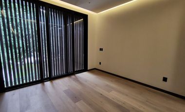 RESIDENCIA EN LOS OLIVOS