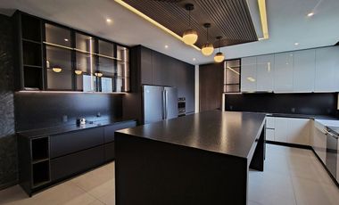 RESIDENCIA EN LOS OLIVOS