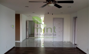 Jardines en la Montaña Casa Renta