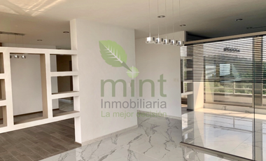 Jardines en la Montaña Casa Renta