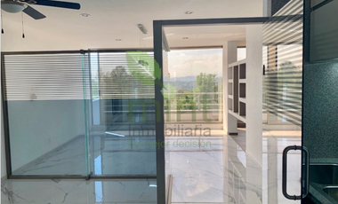 Jardines en la Montaña Casa Renta