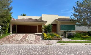 CASA EN RENTA EN COUNTRY CLUB GRAN JARDIN LEON GUANAJUATO