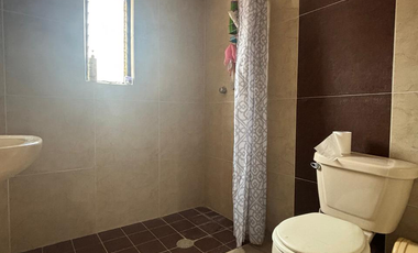 CASA EN VENTA CON LOCAL COMERCIAL, 18 DE MAYO. $1,999,000