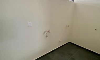 Casa nueva en venta de 3 recámaras en privado Panorámica Morelia $1,977,000